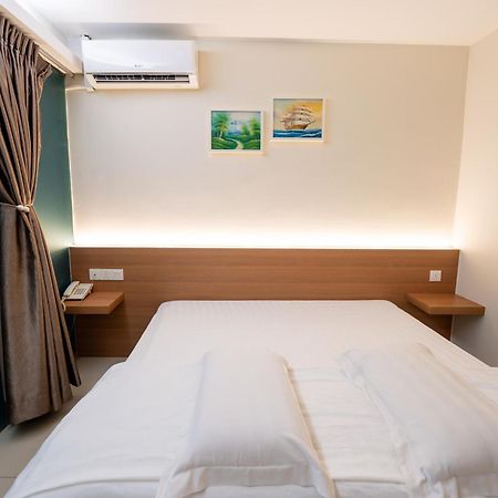 Green Hotel Puchong Esterno foto