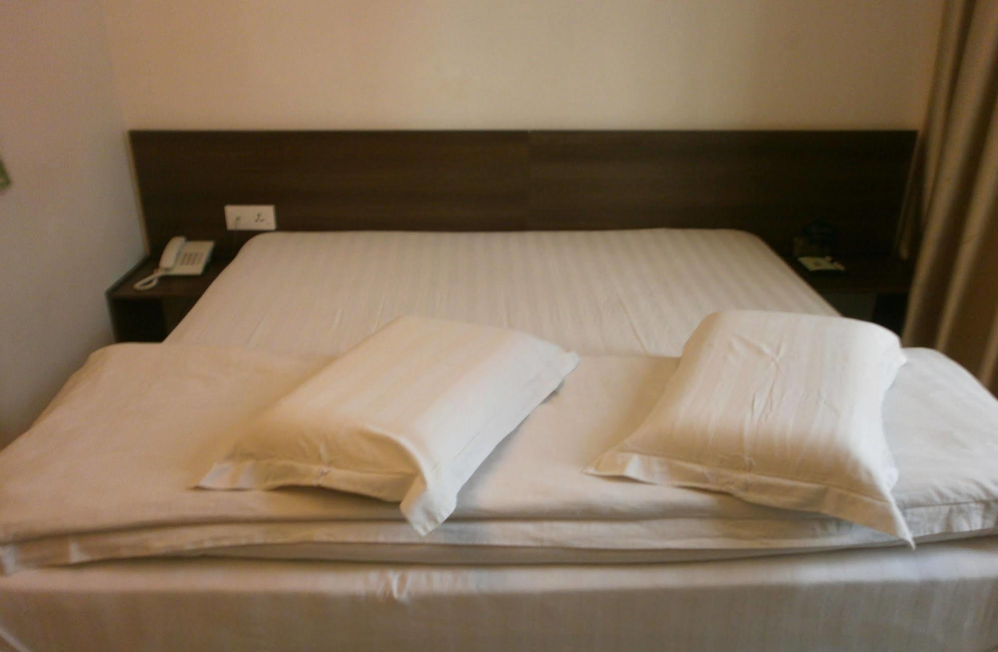 Green Hotel Puchong Esterno foto